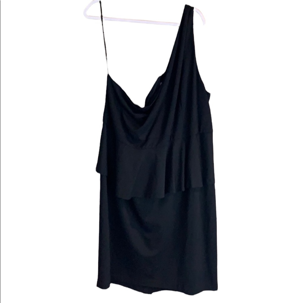 Torrid one shoulder black peplum dress Sz 28 NWT